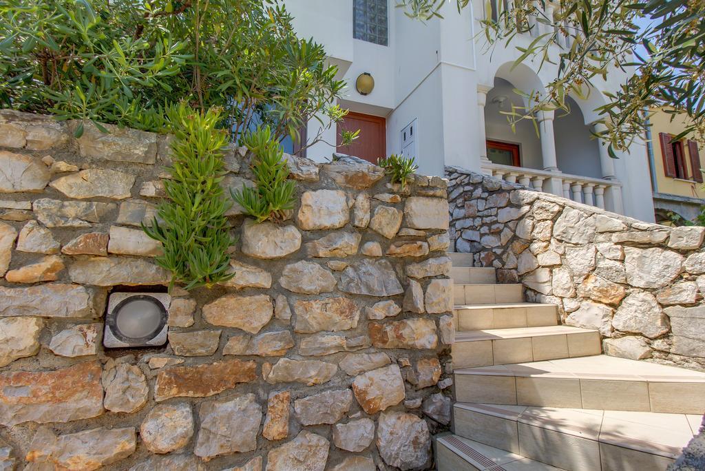 Villa Alma Veli Losinj Luaran gambar