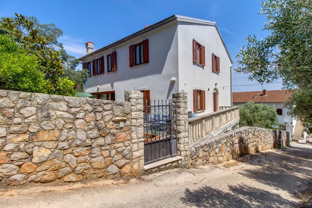 Villa Alma Veli Losinj Luaran gambar