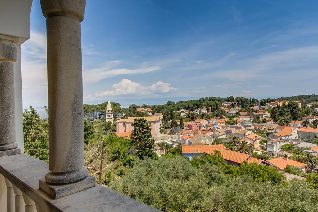 Villa Alma Veli Losinj Luaran gambar