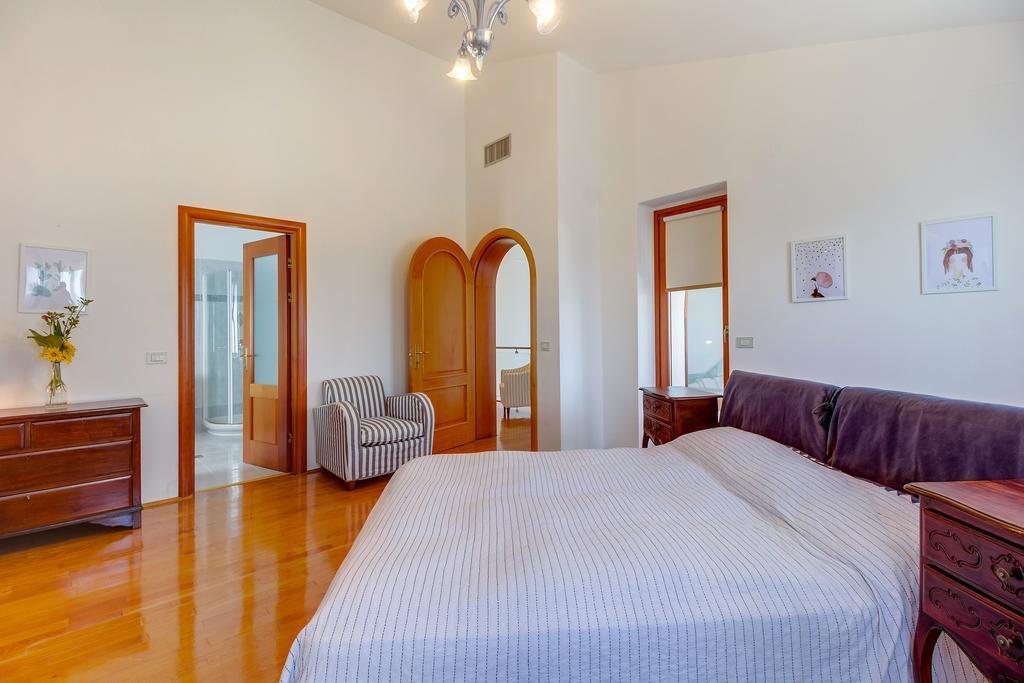 Villa Alma Veli Losinj Luaran gambar