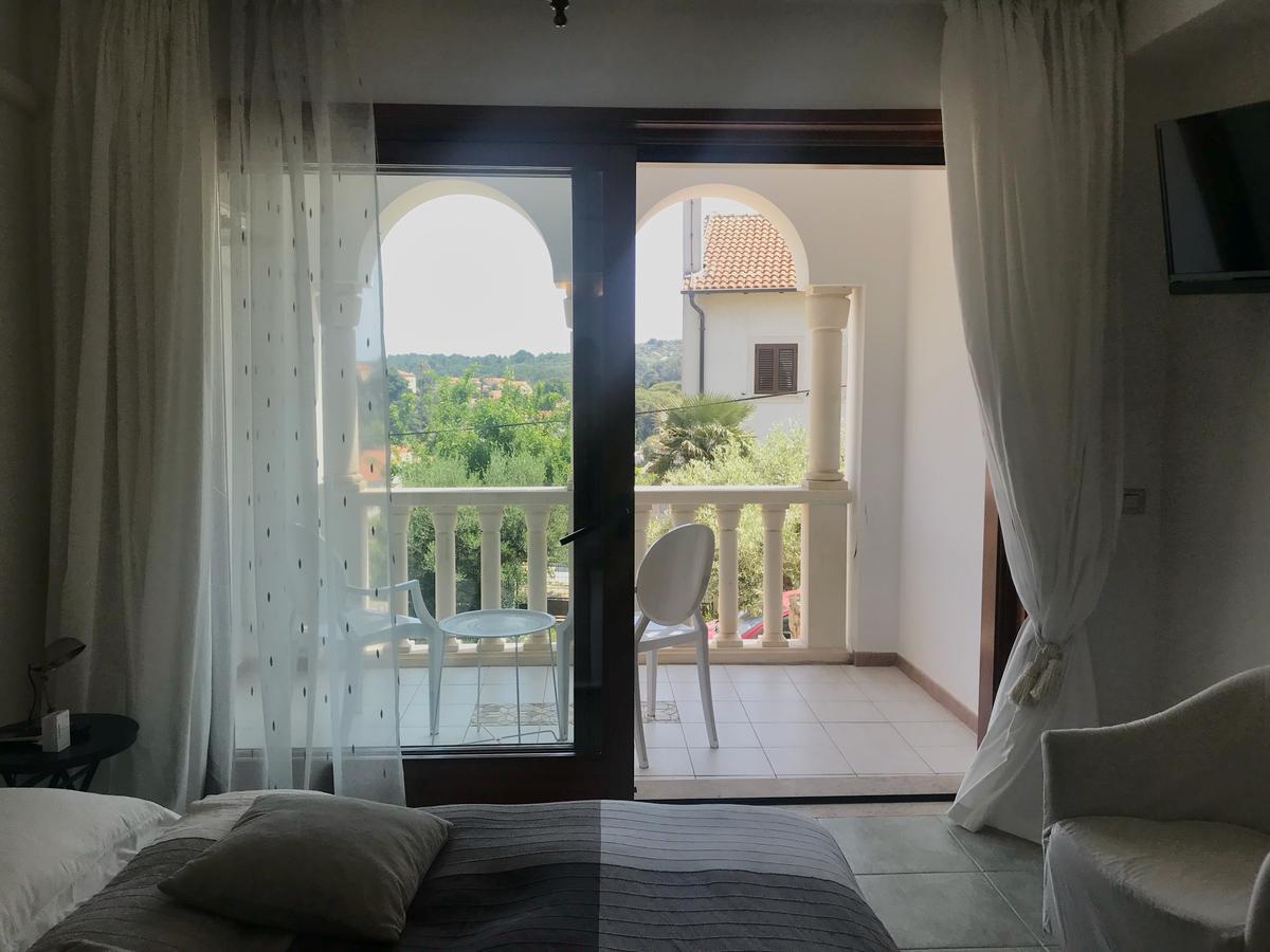 Villa Alma Veli Losinj Luaran gambar