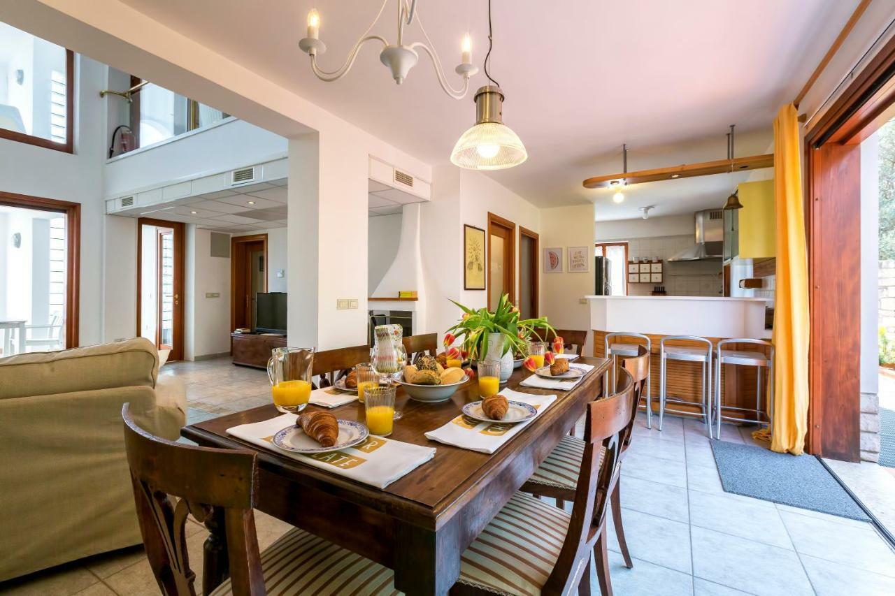 Villa Alma Veli Losinj Luaran gambar