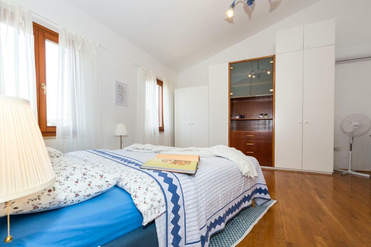 Villa Alma Veli Losinj Luaran gambar