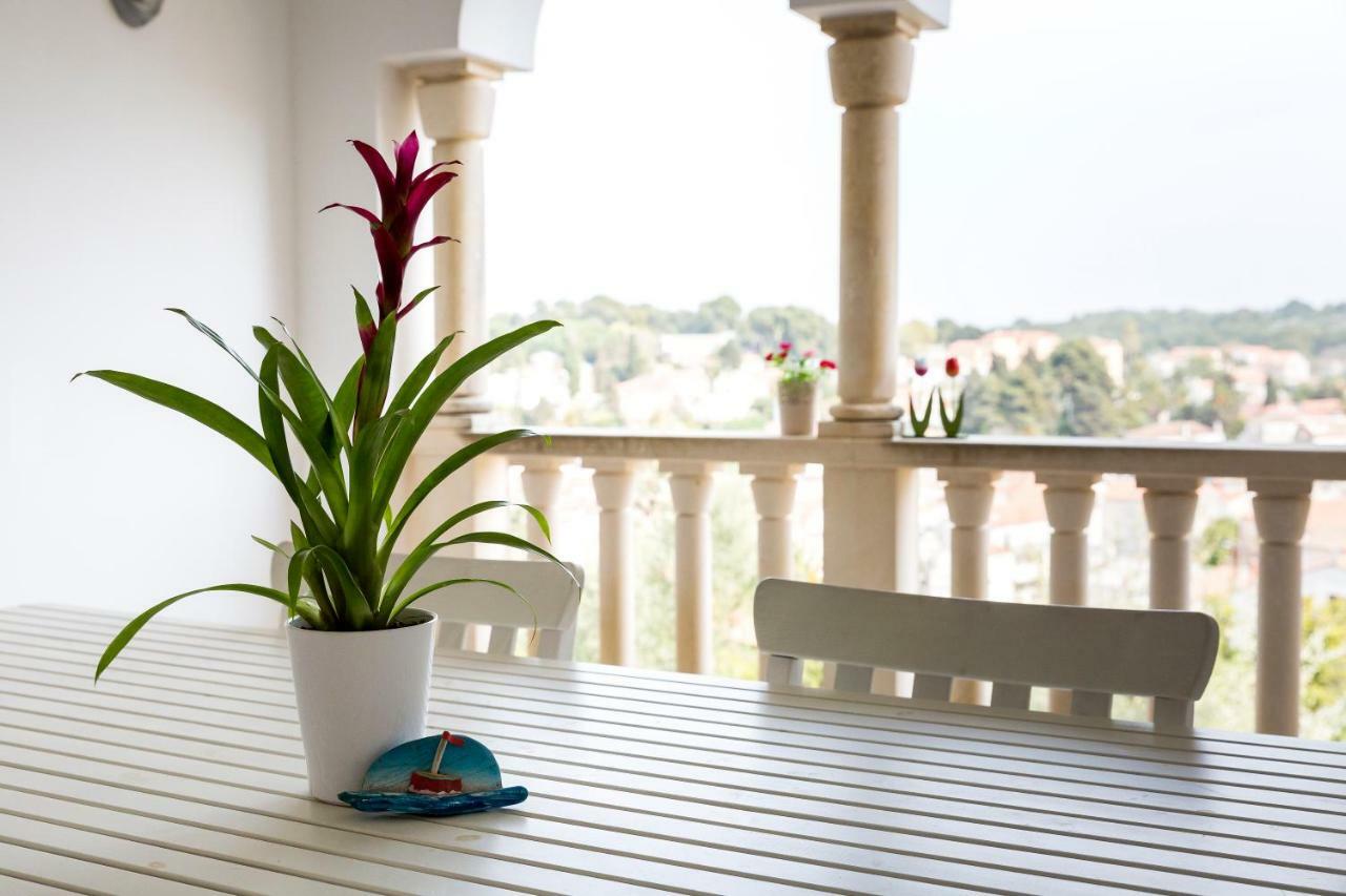 Villa Alma Veli Losinj Luaran gambar